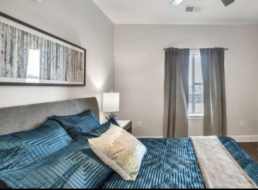 נאשוויל Spacious Castle W Gym Pool Free Parking I Walk To Dowtown N Broadway מראה חיצוני תמונה