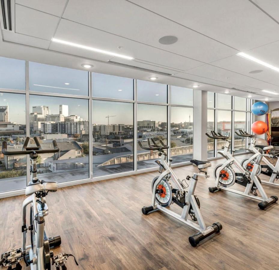 נאשוויל Spacious Castle W Gym Pool Free Parking I Walk To Dowtown N Broadway מראה חיצוני תמונה